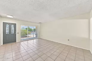 9421 W Glen Oaks Cir N, Sun City, AZ 85351 - Photo 9