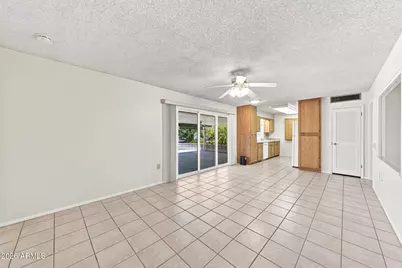 9421 W Glen Oaks Circle N, Sun City, AZ 85351 - Photo 13