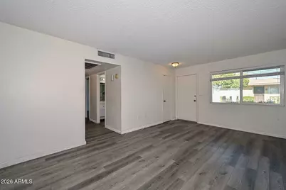 10911 W Santa Fe Drive, Sun City, AZ 85351 - Photo 7