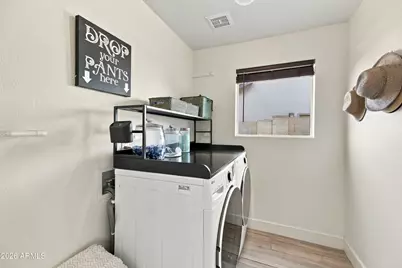 1327 E Hiddenview Drive, Phoenix, AZ 85048 - Photo 35
