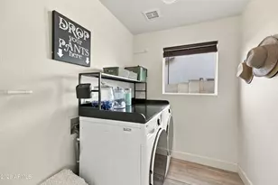 1327 E Hiddenview Dr, Phoenix, AZ 85048 - Photo 35