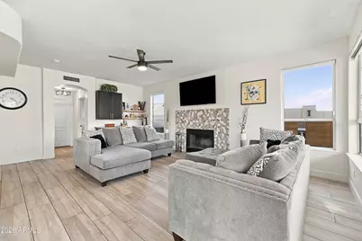 1327 E Hiddenview Drive, Phoenix, AZ 85048 - Photo 17
