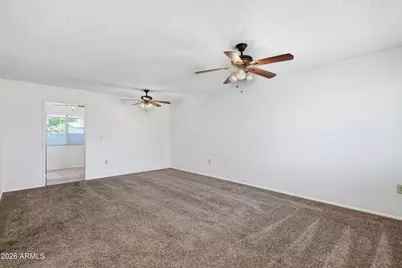 10922 W Santa Fe Drive, Sun City, AZ 85351 - Photo 7