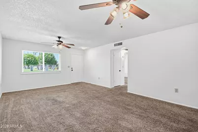 10922 W Santa Fe Drive, Sun City, AZ 85351 - Photo 5