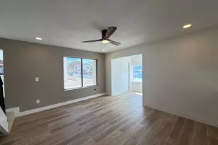2832 E Waltann Ln, Phoenix, AZ 85032 - Photo 9