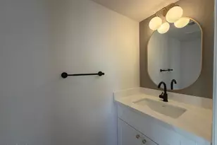 2832 E Waltann Ln, Phoenix, AZ 85032 - Photo 23