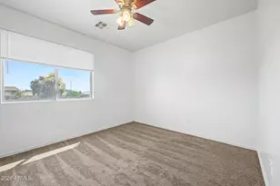 13901 N 147th Dr, Surprise, AZ 85379 - Photo 17