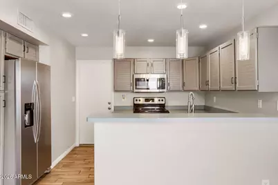 6450 W Golden Lane, Glendale, AZ 85302 - Photo 13
