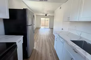 8235 N 34th Dr, Phoenix, AZ 85051 - Photo 3