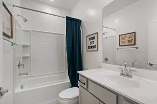 17768 W Cassia Way, Goodyear, AZ 85338 - Photo 11