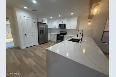 6452 W Ruth Avenue, Glendale, AZ 85302 - Photo 3