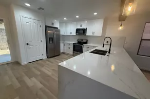 6452 W Ruth Ave, Glendale, AZ 85302 - Photo 3