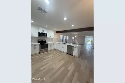 6452 W Ruth Avenue, Glendale, AZ 85302 - Photo 7