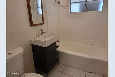4136 N 17th Street #Apt B, Phoenix, AZ 85016 - Photo 5