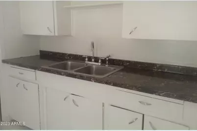 4136 N 17th Street #Apt B, Phoenix, AZ 85016 - Photo 7