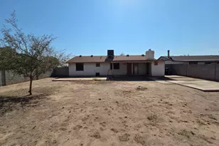 1910 N 42nd Dr, Phoenix, AZ 85009 - Photo 15