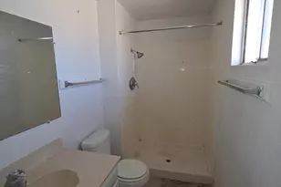 1910 N 42nd Dr, Phoenix, AZ 85009 - Photo 11