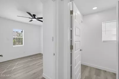 2241 W Morten Avenue, Phoenix, AZ 85021 - Photo 25