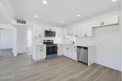 2241 W Morten Avenue, Phoenix, AZ 85021 - Photo 17