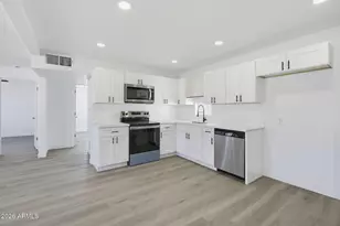 2241 W Morten Ave, Phoenix, AZ 85021 - Photo 17
