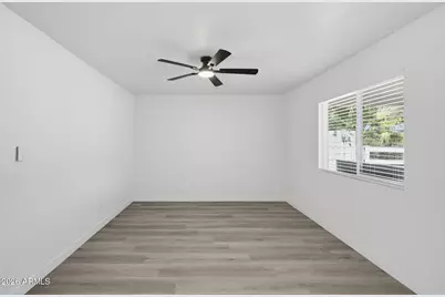 2241 W Morten Avenue, Phoenix, AZ 85021 - Photo 21