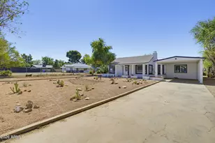 2241 W Morten Ave, Phoenix, AZ 85021 - Photo 3