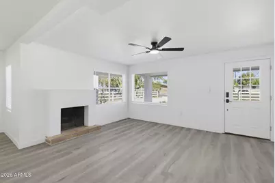 2241 W Morten Avenue, Phoenix, AZ 85021 - Photo 13