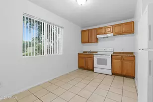 1018 N 22nd Pl, Phoenix, AZ 85006 - Photo 5