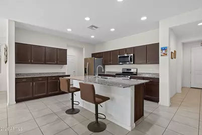 443 S 194th Lane, Buckeye, AZ 85326 - Photo 3