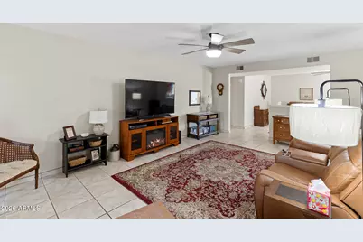 1846 W Taro Lane, Phoenix, AZ 85027 - Photo 17