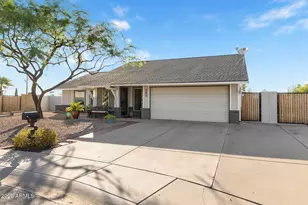 1846 W Taro Ln, Phoenix, AZ 85027 - Photo 7