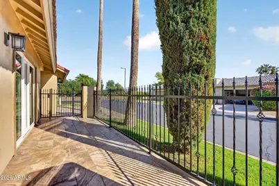 7842 E Monterosa Street, Scottsdale, AZ 85251 - Photo 39
