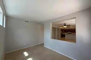 7819 S 22nd Ln, Phoenix, AZ 85041 - Photo 17