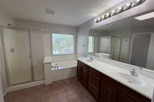7819 S 22nd Ln, Phoenix, AZ 85041 - Photo 23