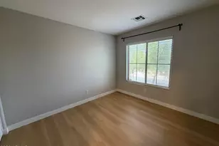 7819 S 22nd Ln, Phoenix, AZ 85041 - Photo 27
