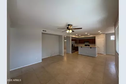 7819 S 22nd Lane, Phoenix, AZ 85041 - Photo 15