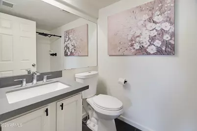 4330 N 5th Avenue #215, Phoenix, AZ 85013 - Photo 19