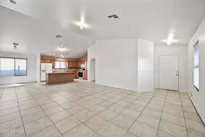 15110 N 140th Avenue, Surprise, AZ 85379 - Photo 3