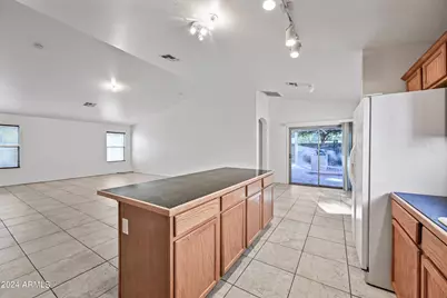 15110 N 140th Avenue, Surprise, AZ 85379 - Photo 9