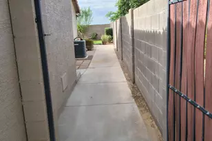 4083 E Lambeth Pl, San Tan Valley, AZ 85140 - Photo 9