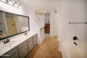 1221 W Del Monte Dr, Casa Grande, AZ 85122 - Photo 13