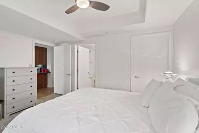 7137 E Rancho Vista Drive #2009, Scottsdale, AZ 85251 - Photo 11