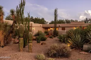 1042 N Boulder Dr, Carefree, AZ 85377 - Photo 1