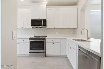 1049 E Susan Lane, Tempe, AZ 85288 - Photo 7