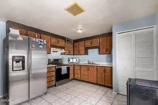 5934 W Coronado Rd, Phoenix, AZ 85035 - Photo 11