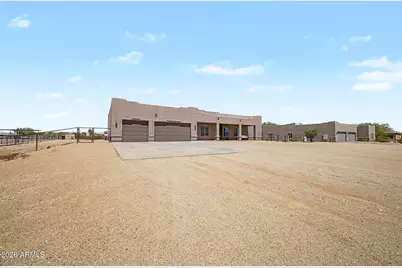 21316 W Galvin Street, Wittmann, AZ 85361 - Photo 3