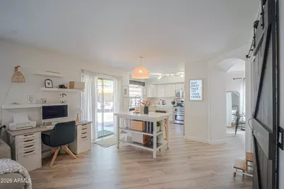 2524 W Hedgehog Place, Phoenix, AZ 85085 - Photo 11