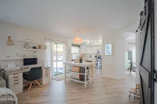 2524 W Hedgehog Pl, Phoenix, AZ 85085 - Photo 11