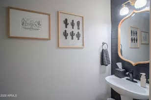 2524 W Hedgehog Pl, Phoenix, AZ 85085 - Photo 21