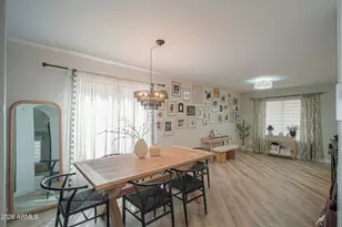 2524 W Hedgehog Pl, Phoenix, AZ 85085 - Photo 9